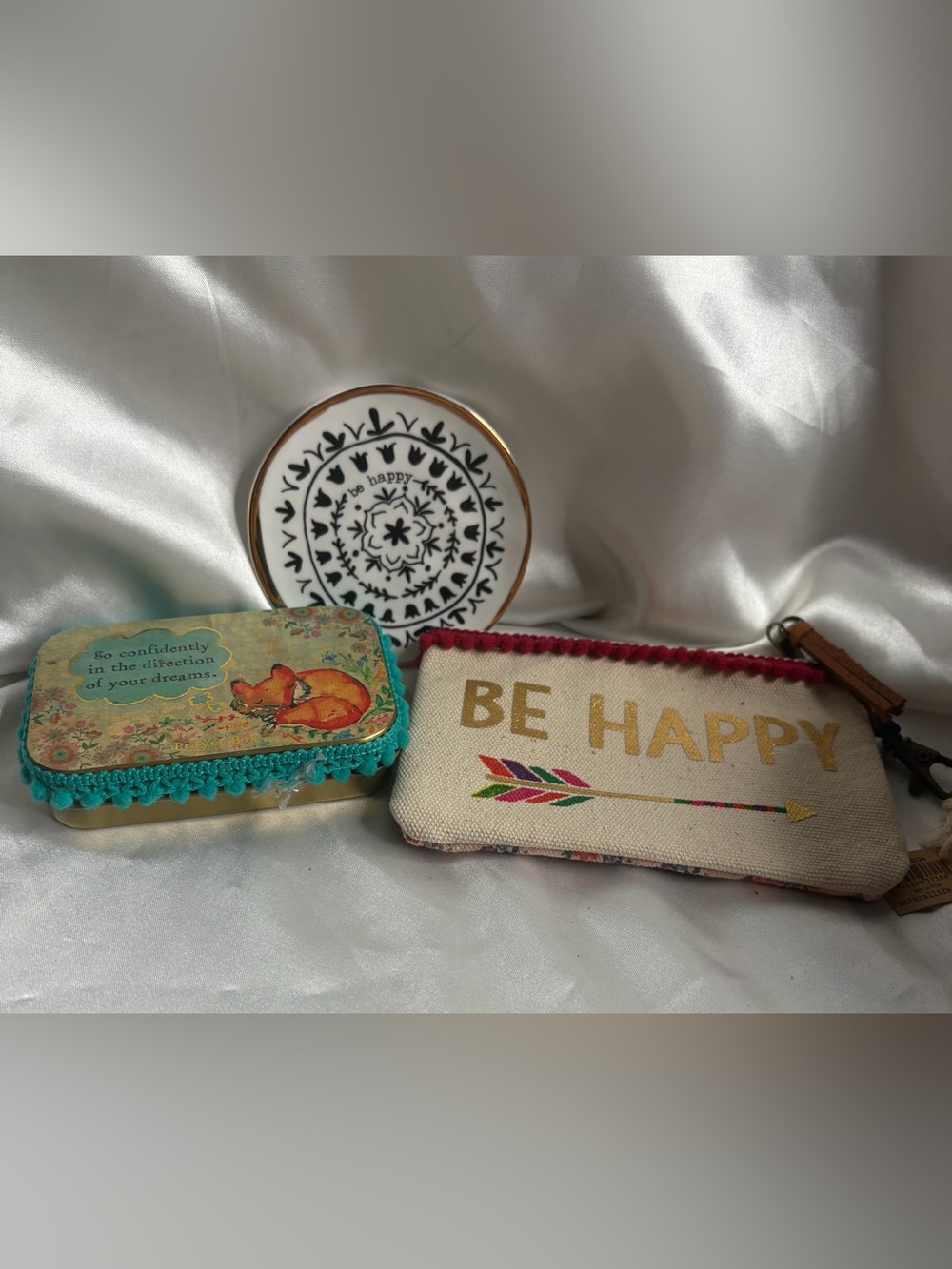 LOT OF NEW CUTE NATURAL LIFE ITEMS PLATE & WALLET KEY CHAIN & NOTE TIN